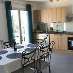 3 Etoiles Avec Jardin Et Parking Proche Libourne Emilion Et Bordeaux Le Ptit Coin De Soleil 1 A 6 Personnes