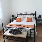 3 Etoiles Avec Jardin Et Parking Proche Libourne Emilion Et Bordeaux Le Ptit Coin De Soleil 1 A 6 Personnes Saint-Ciers-d'Abzac