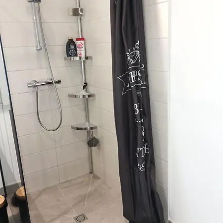 3 Etoiles Avec Jardin Et Parking Proche Libourne Emilion Et Bordeaux Le Ptit Coin De Soleil 1 A 6 Personnes Semesterbostad *