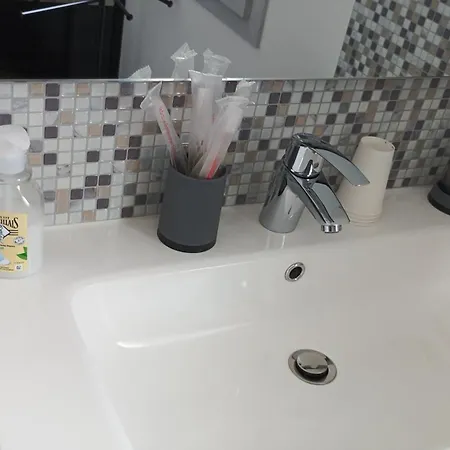 3 Etoiles Avec Jardin Et Parking Proche Libourne Emilion Et Bordeaux Le Ptit Coin De Soleil 1 A 6 Personnes Semesterbostad Saint-Ciers-d'Abzac