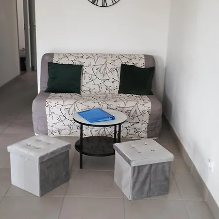 Meuble De Tourisme Classe 3 Etoiles Le Ptit Coin De Soleil - Ciers D'abzac Holiday home *