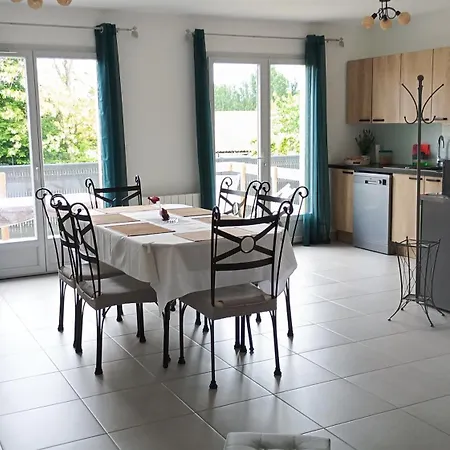 Ferienhaus Meuble De Tourisme Classe 3 Etoiles Le Ptit Coin De Soleil - Ciers D'abzac
