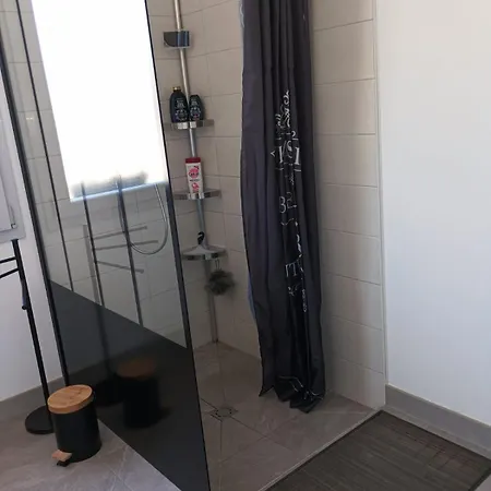 3 Etoiles Avec Jardin Et Parking Proche Libourne Emilion Et Bordeaux Le Ptit Coin De Soleil 1 A 6 Personnes Dom wakacyjny *