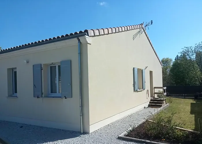 Holiday home 3 Etoiles Avec Jardin Et Parking Proche Libourne Emilion Et Bordeaux Le Ptit Coin De Soleil 1 A 6 Personnes *