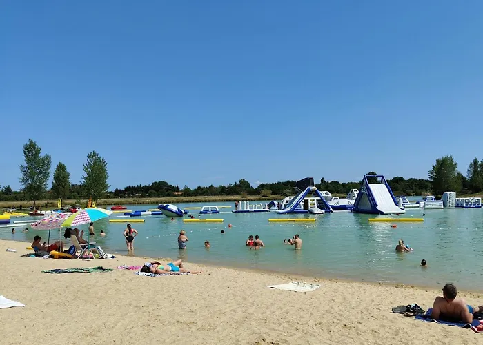 בית נופש 3 Etoiles Avec Jardin Et Parking Proche Libourne Emilion Et Bordeaux Le Ptit Coin De Soleil 1 A 6 Personnes