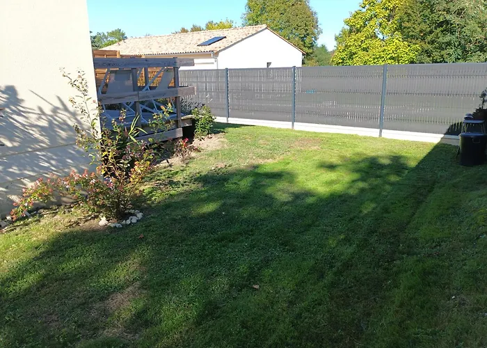 3 Etoiles Avec Jardin Et Parking Proche Libourne Emilion Et Bordeaux Le Ptit Coin De Soleil 1 A 6 Personnes