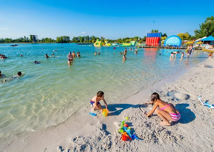 3 Etoiles Avec Jardin Et Parking Proche Libourne Emilion Et Bordeaux Le Ptit Coin De Soleil 1 A 6 Personnes בית נופש