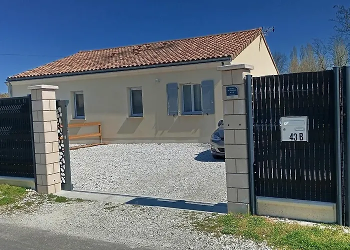 3 Etoiles Avec Jardin Et Parking Proche Libourne Emilion Et Bordeaux Le Ptit Coin De Soleil 1 A 6 Personnes *